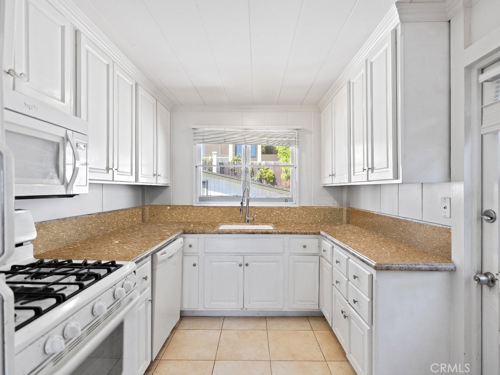 2838 Wards Terrace