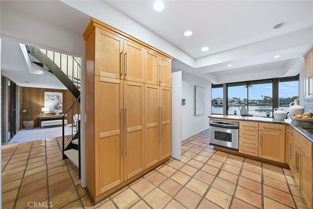 16611 Carousel Lane