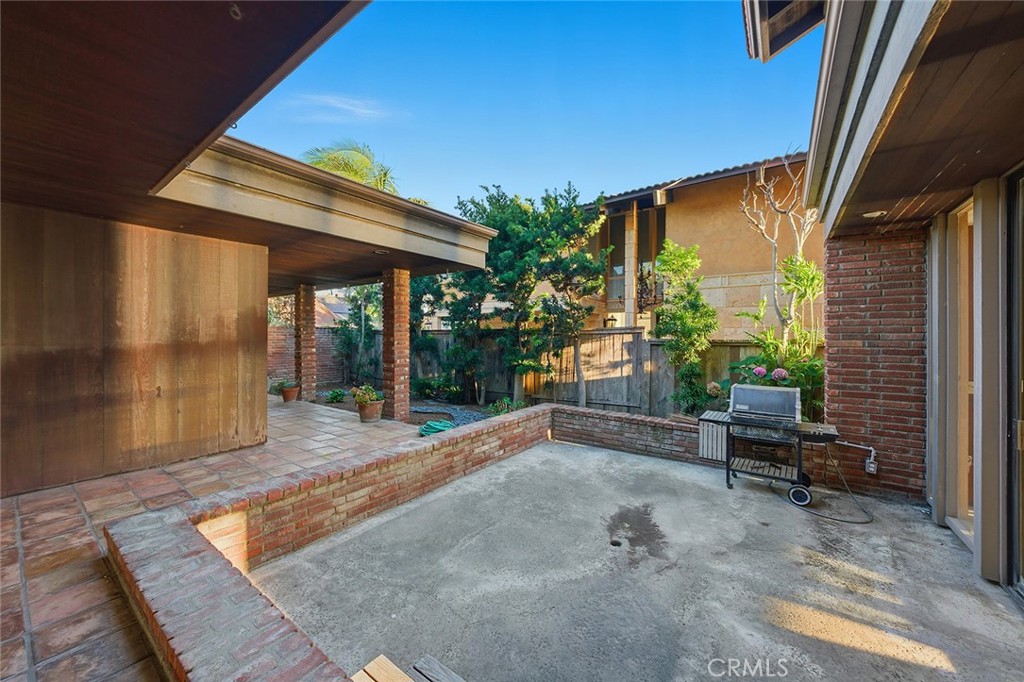 16611 Carousel Lane
