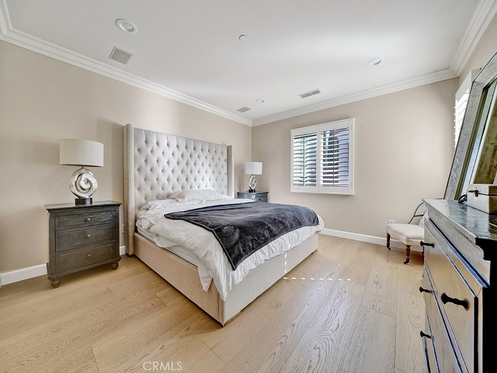 24 Arborside