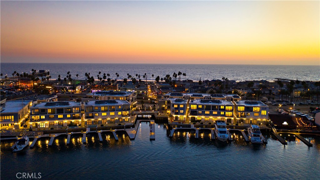 2280 Newport Boulevard 203