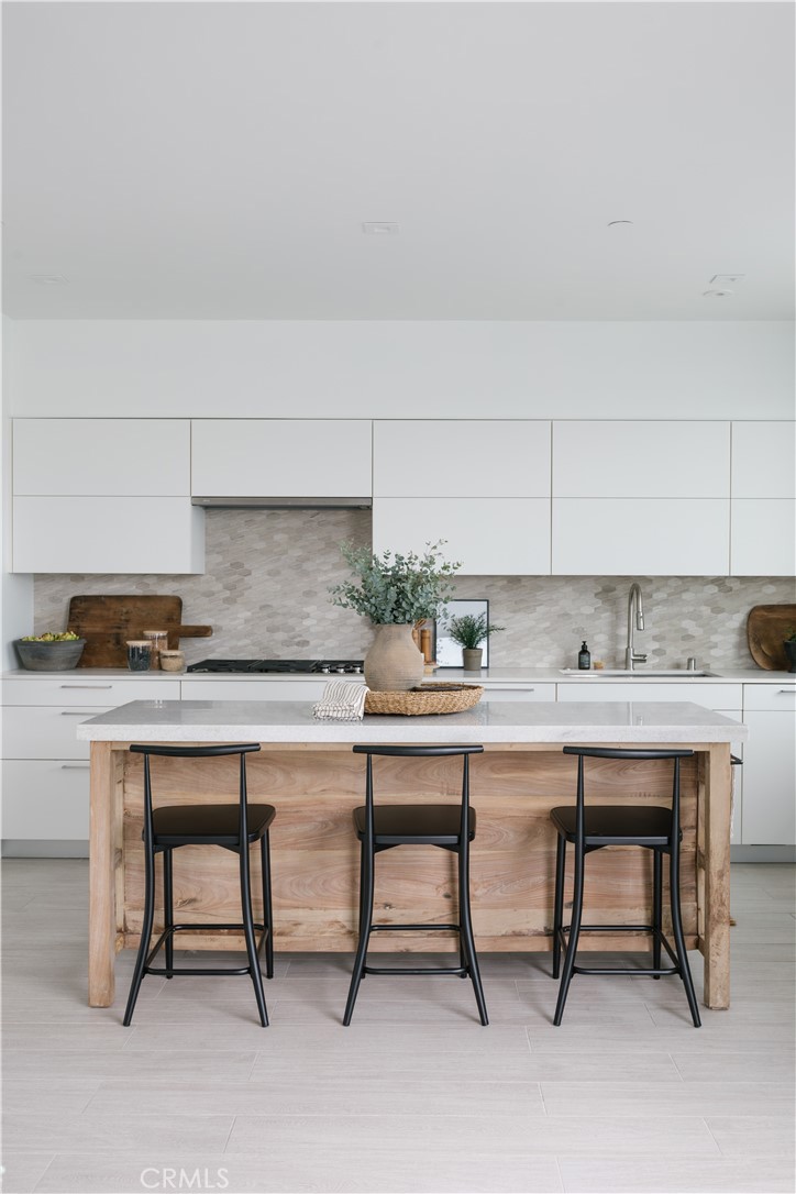 2230 Newport Boulevard 301