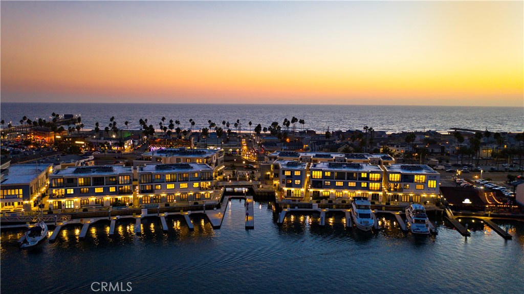 2230 Newport Boulevard 301