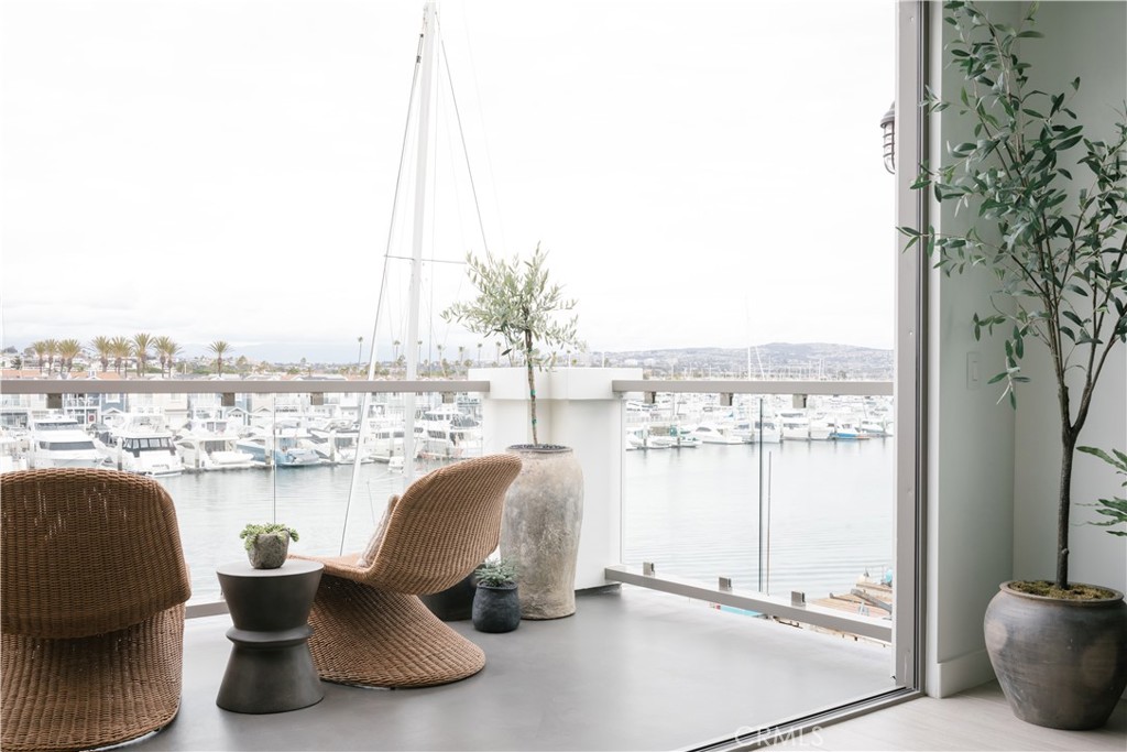 2230 Newport Boulevard 301