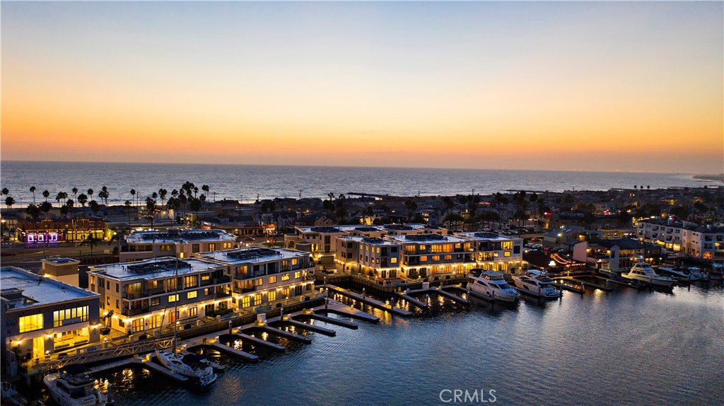 2230 Newport Boulevard 301