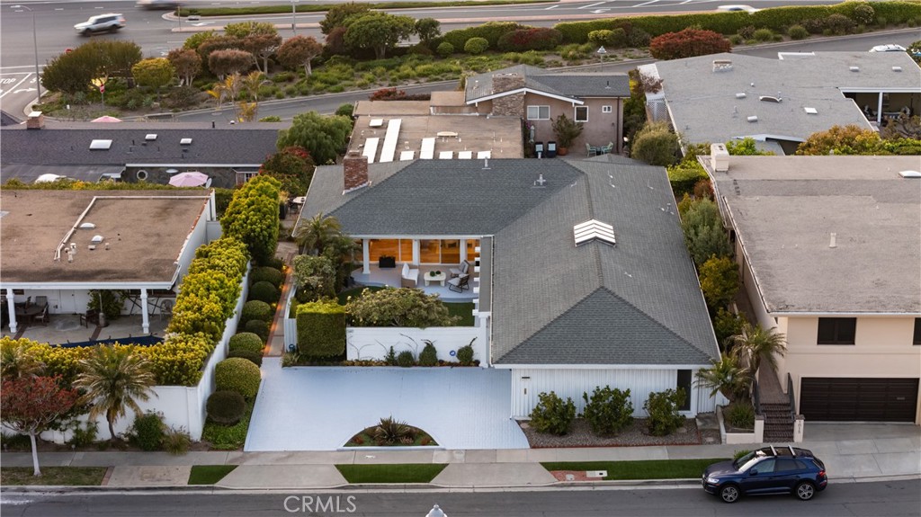 1007 White Sails Way