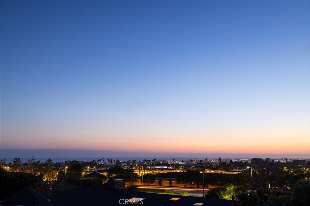 1007 White Sails Way