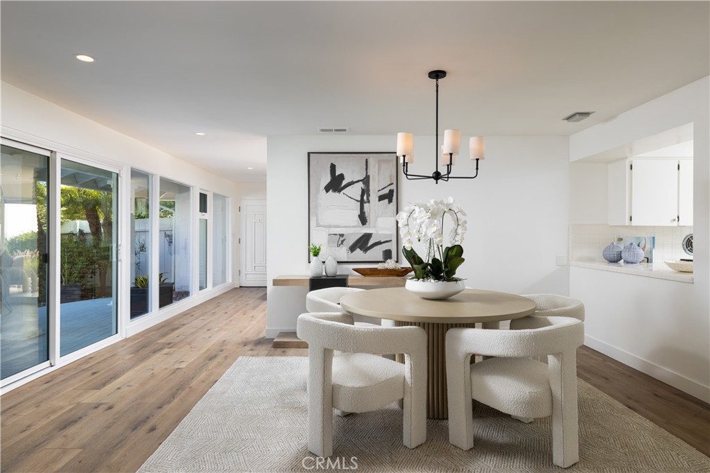 1007 White Sails Way