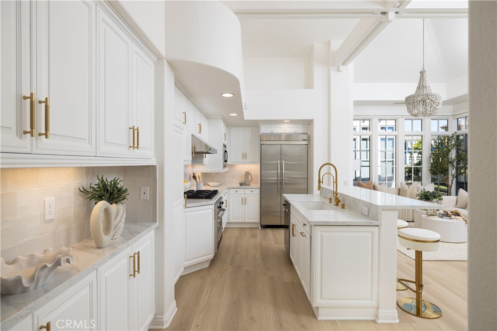 2545 Bungalow Place #12