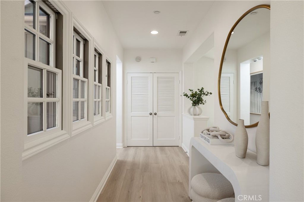 2545 Bungalow Place #12