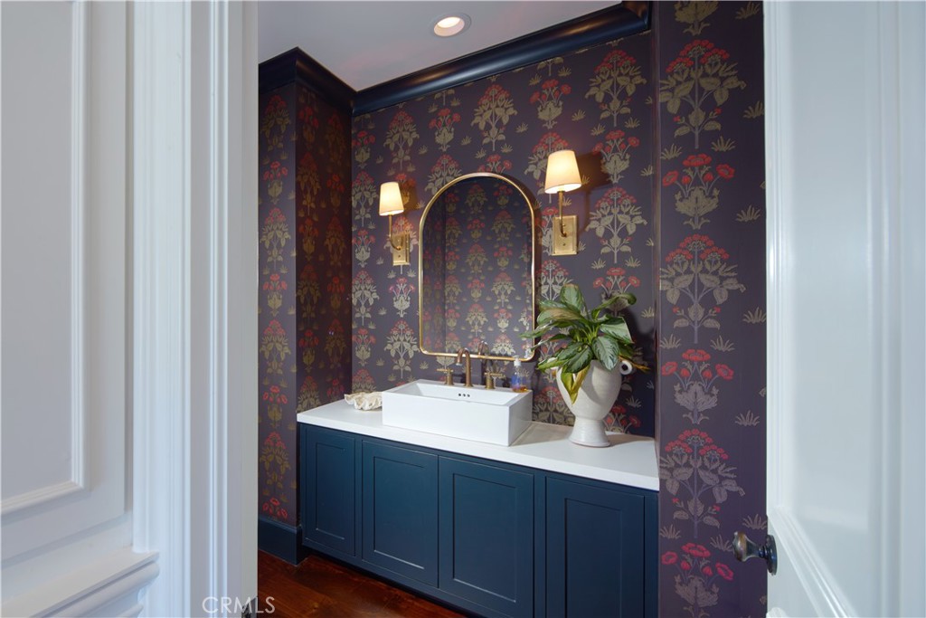 2 Royal Saint George Road