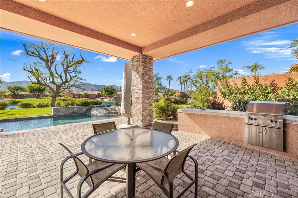 50075 Camino Privado