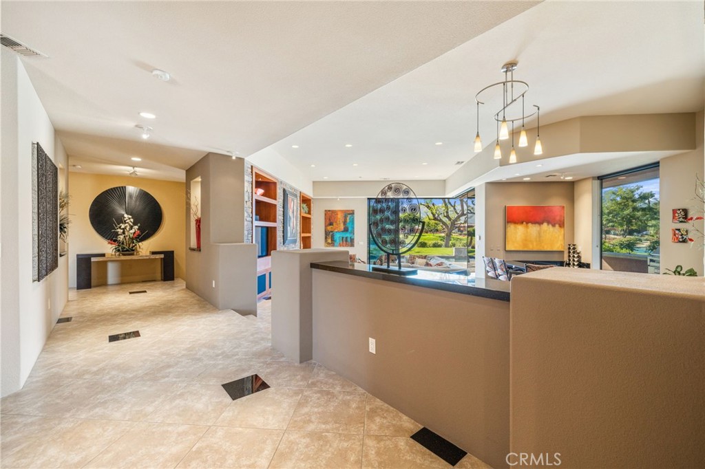 50075 Camino Privado