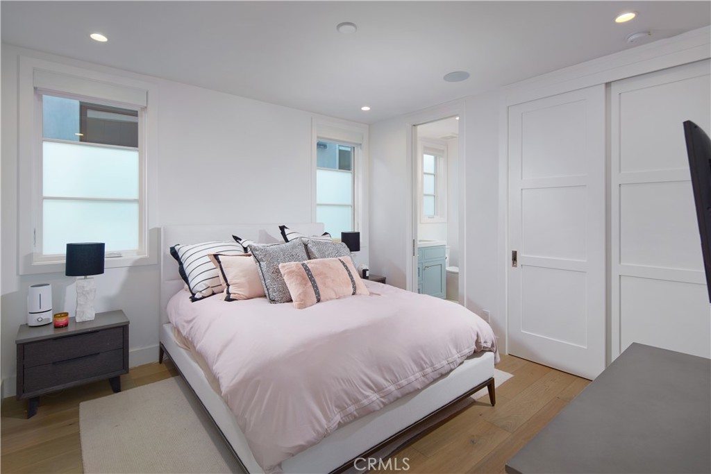418 Larkspur