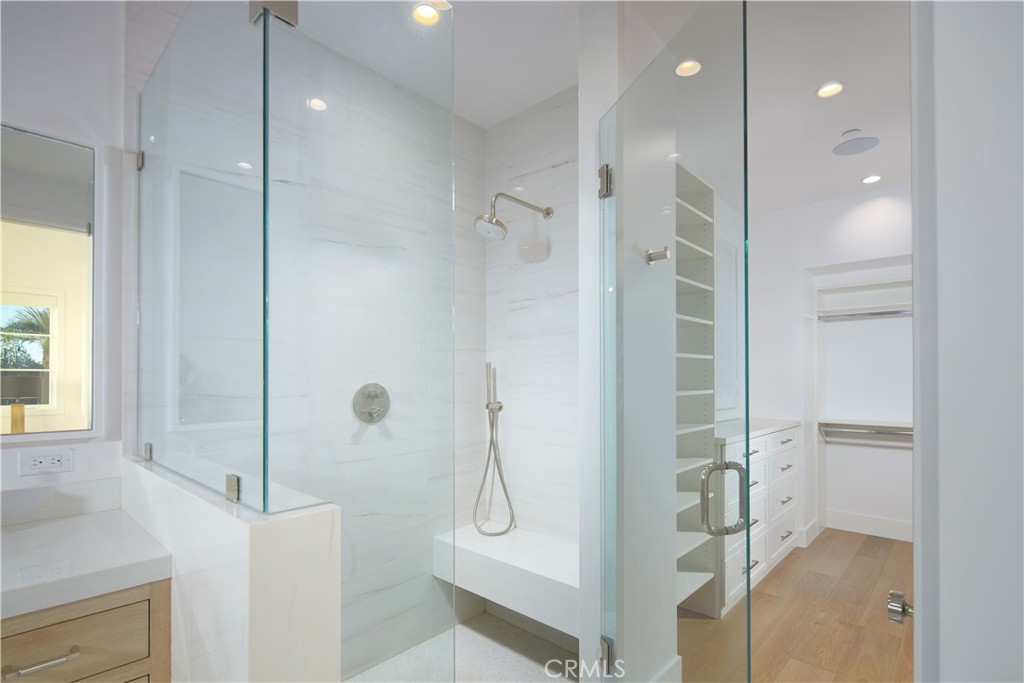 418 Larkspur