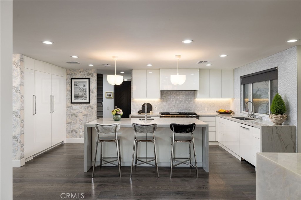 500 Harbor Island Drive