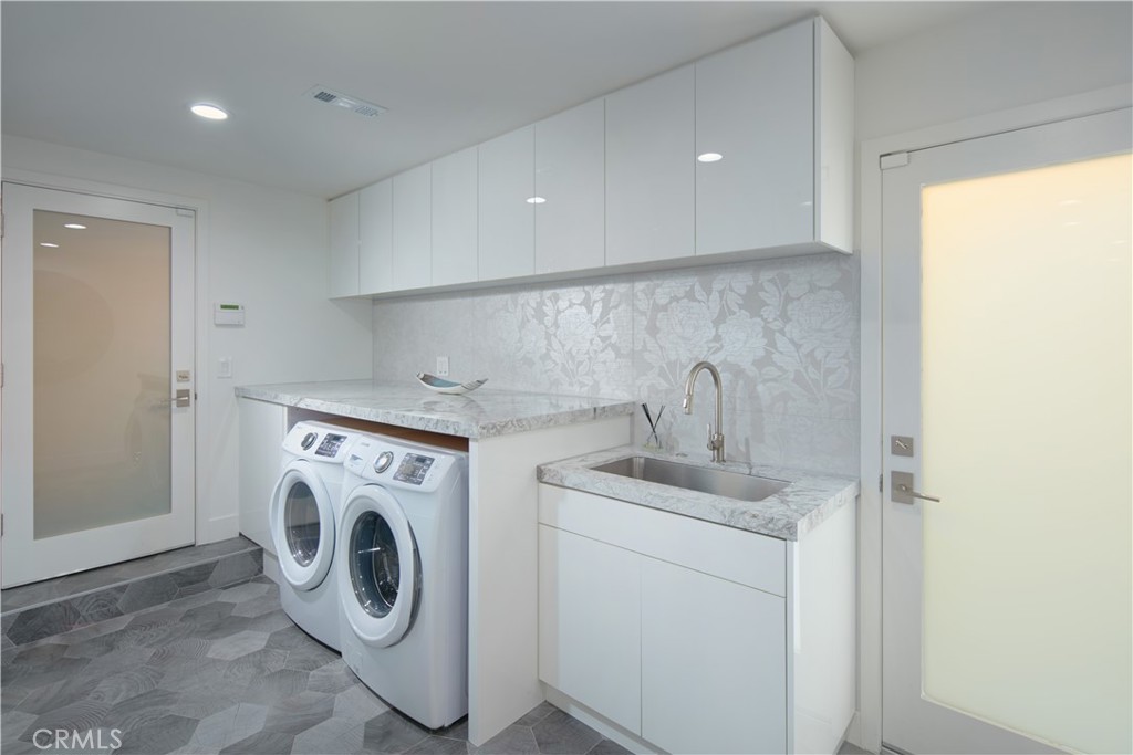 500 Harbor Island Drive