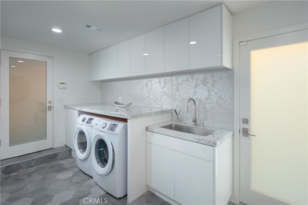 500 Harbor Island Drive