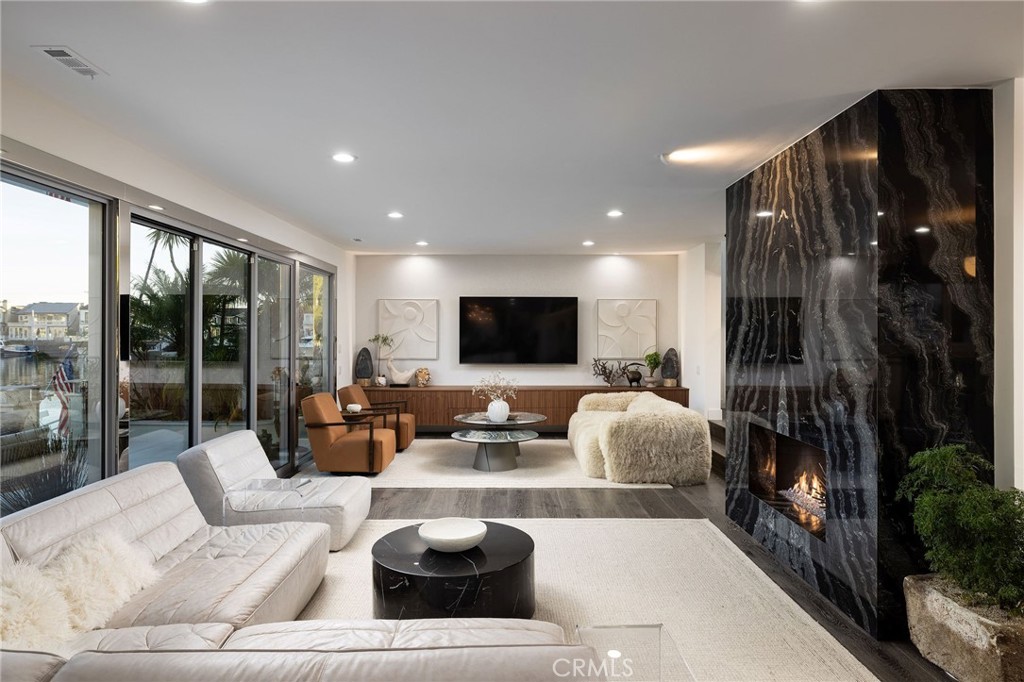 500 Harbor Island Drive