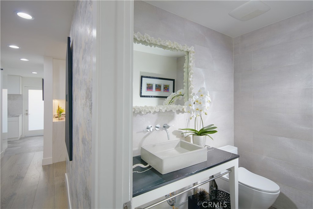 500 Harbor Island Drive