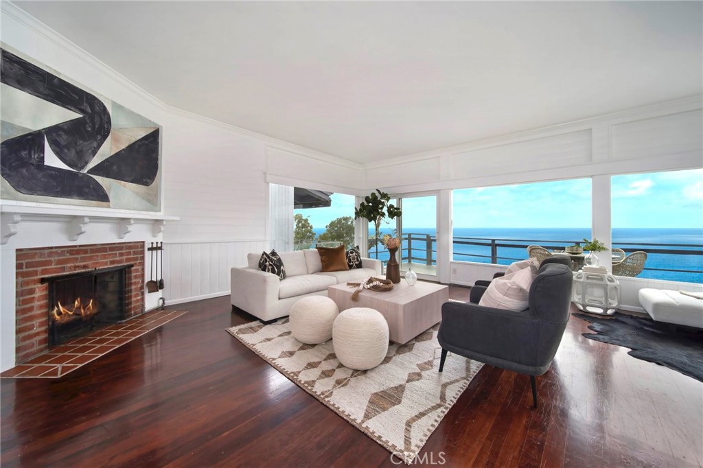 2621 Victoria Drive
