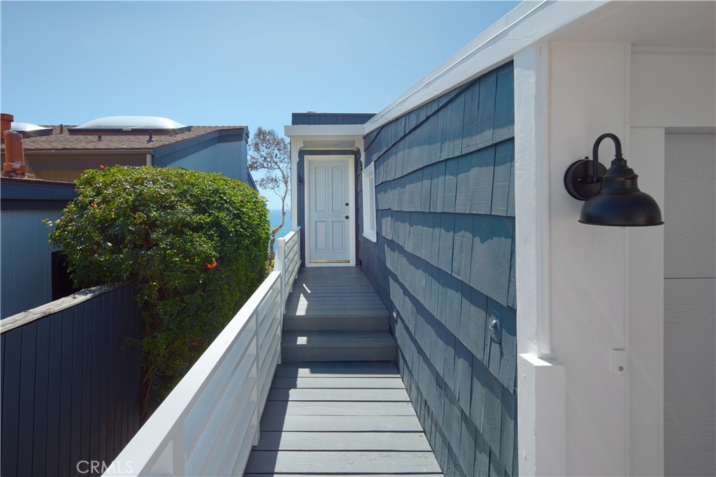 2621 Victoria Drive
