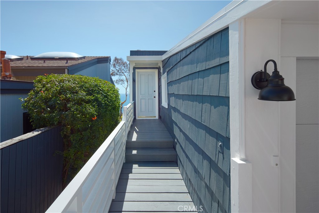 2621 Victoria Drive