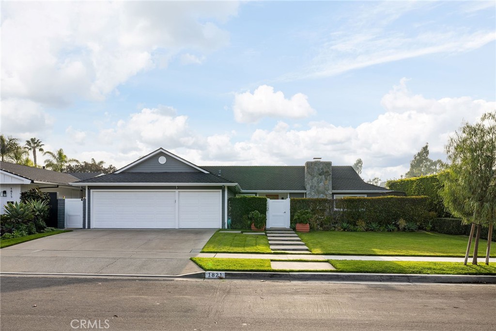 1821 Sandalwood Lane