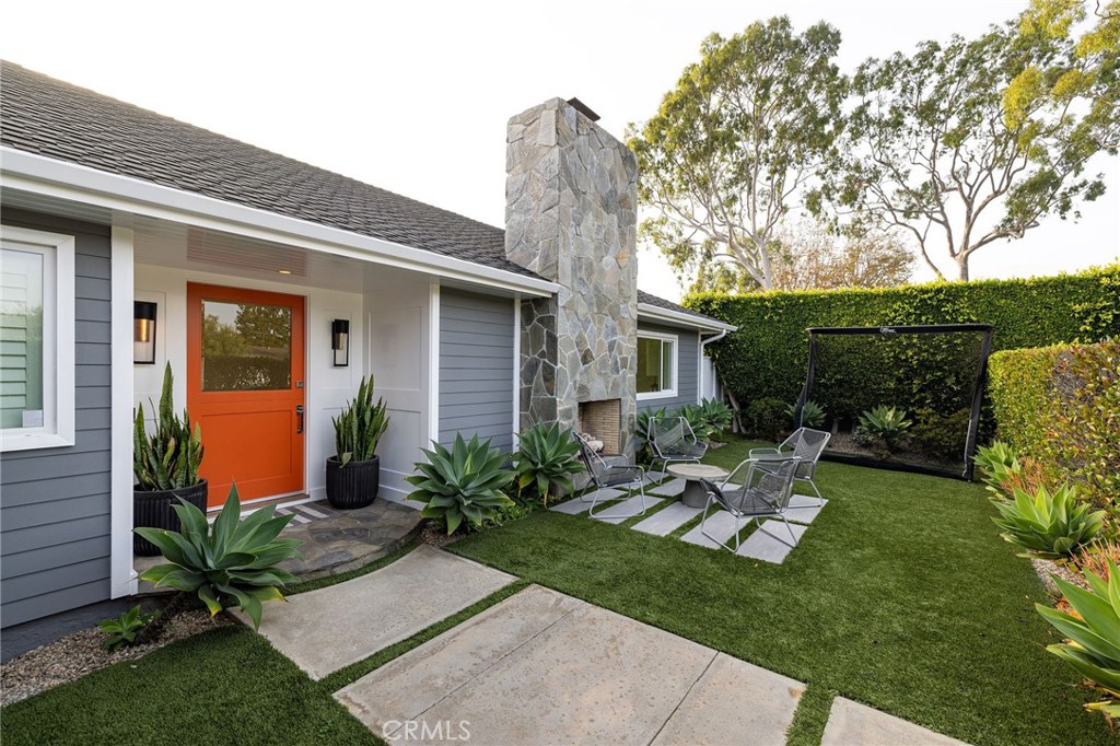 1821 Sandalwood Lane