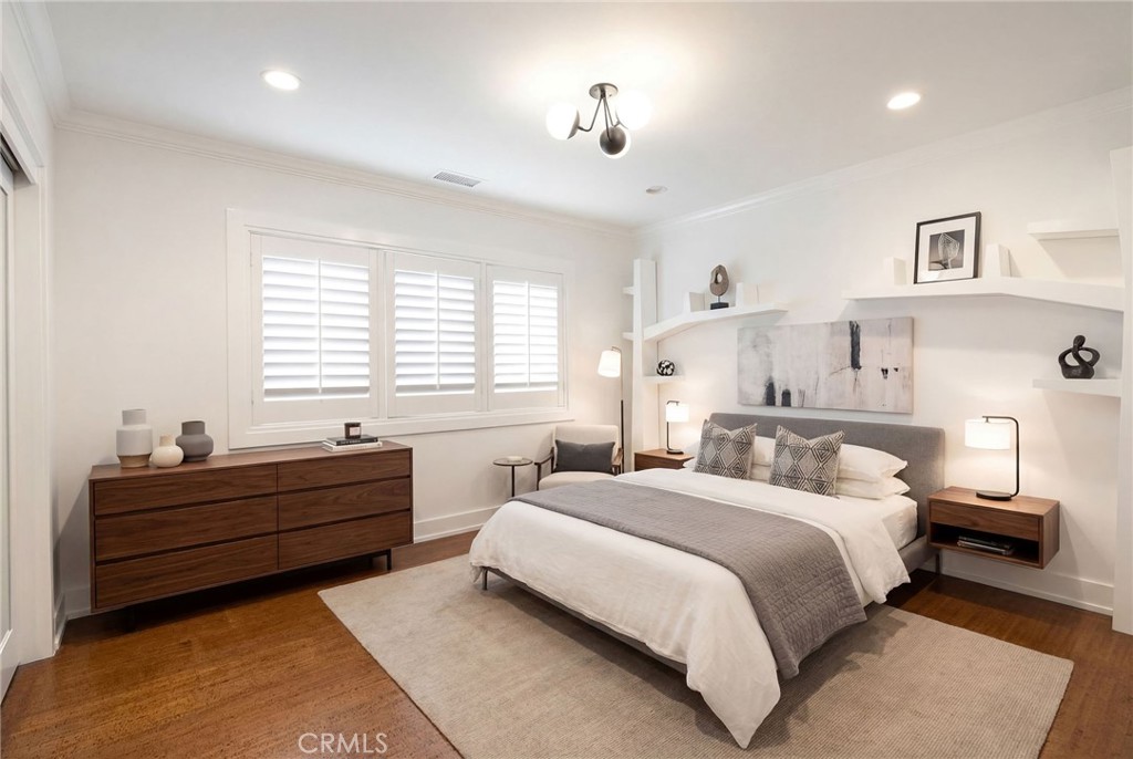 1821 Sandalwood Lane