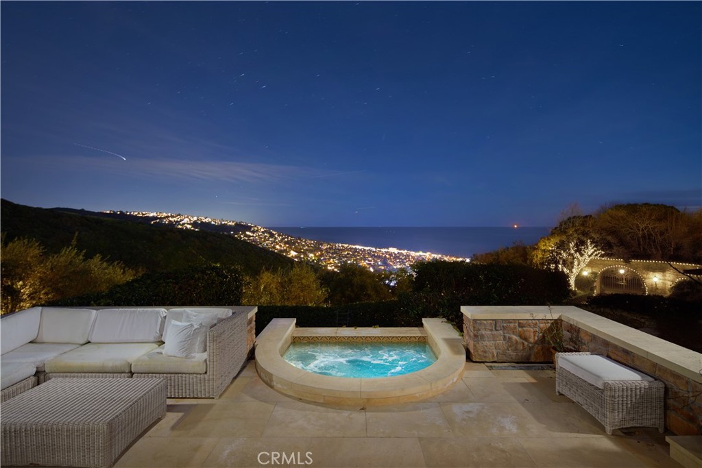 1302 Skyline Drive
