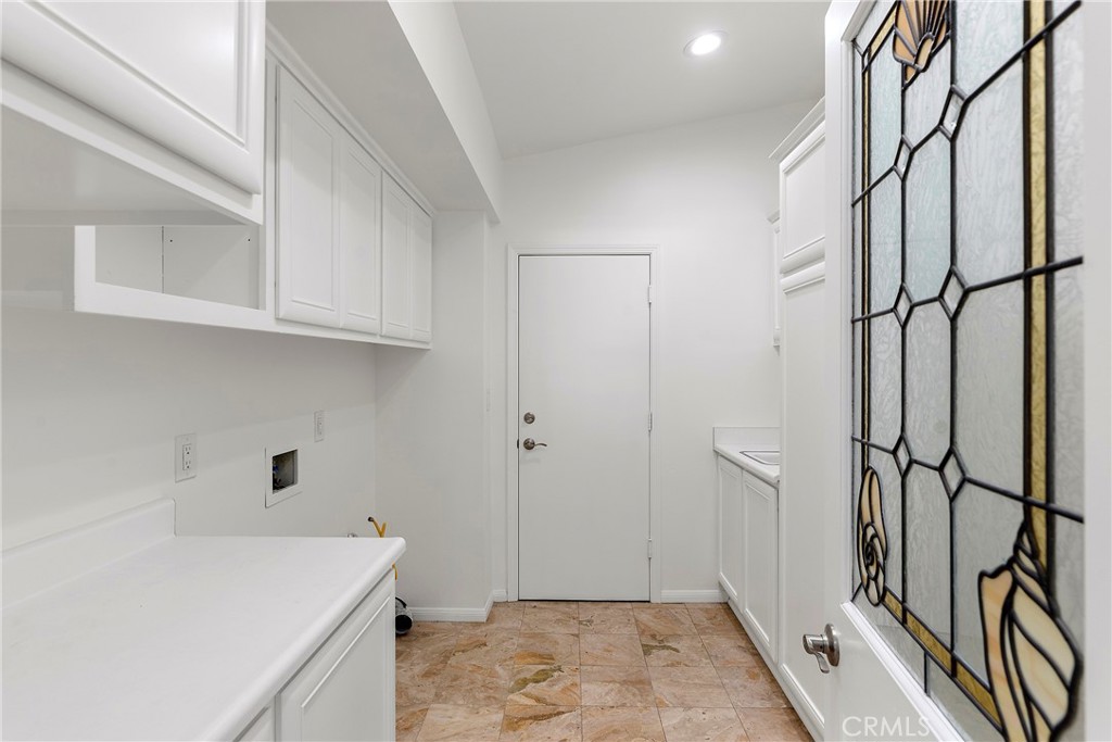 502 Kings Rd