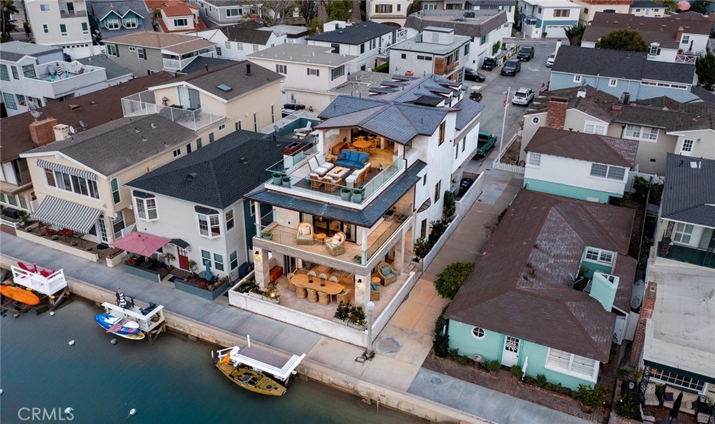 308 Grand Canal