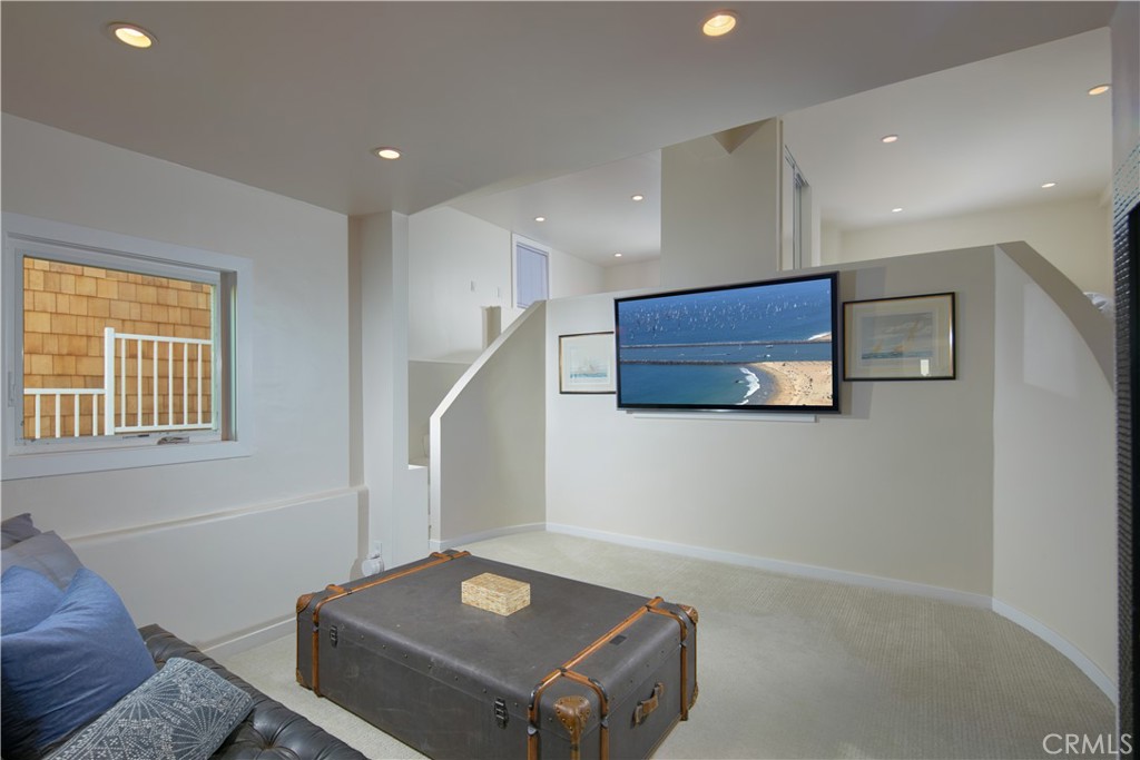2235 Pacific Drive