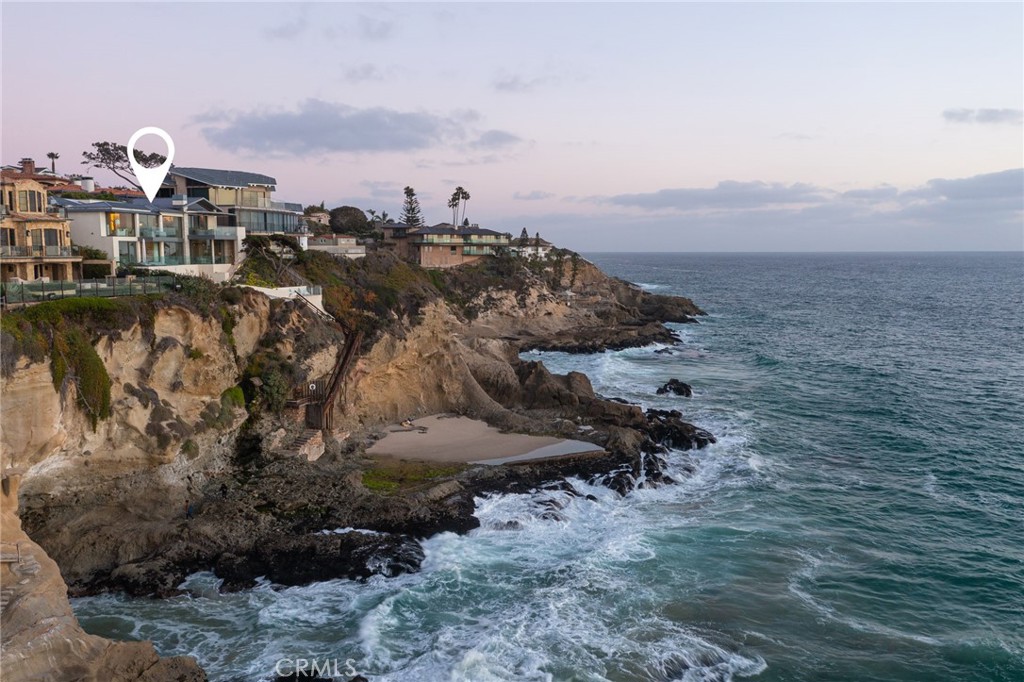 58 N La Senda Drive