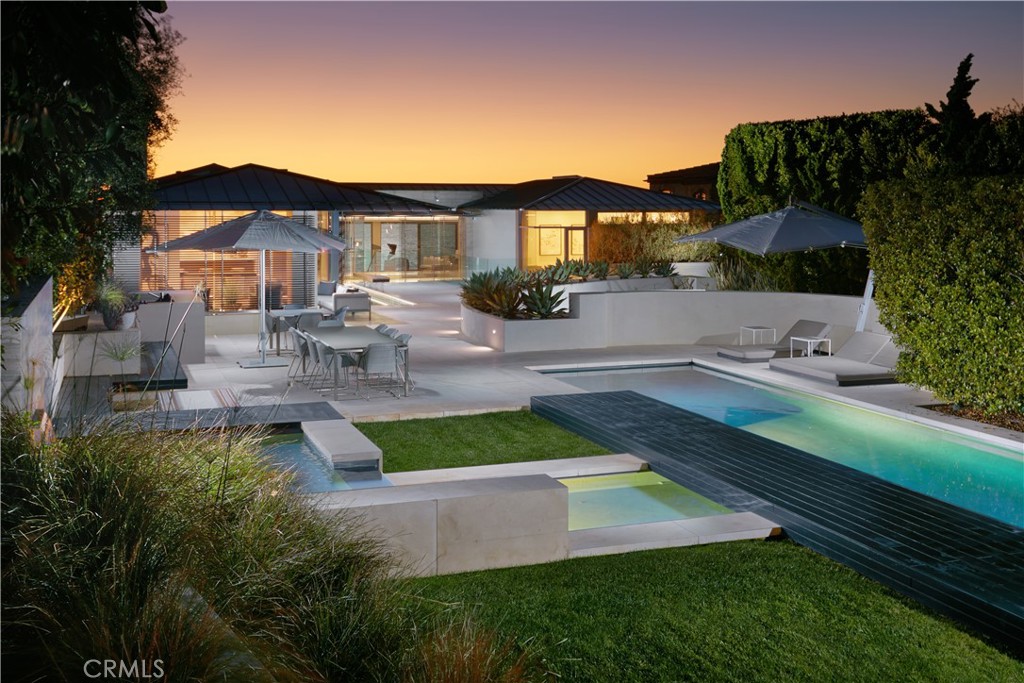 58 N La Senda Drive