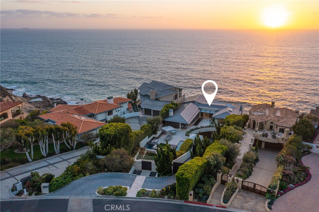 58 N La Senda Drive