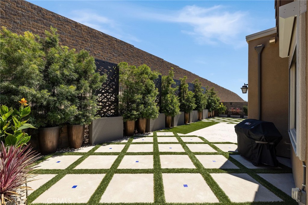 3017 Viejo Ridge North Drive