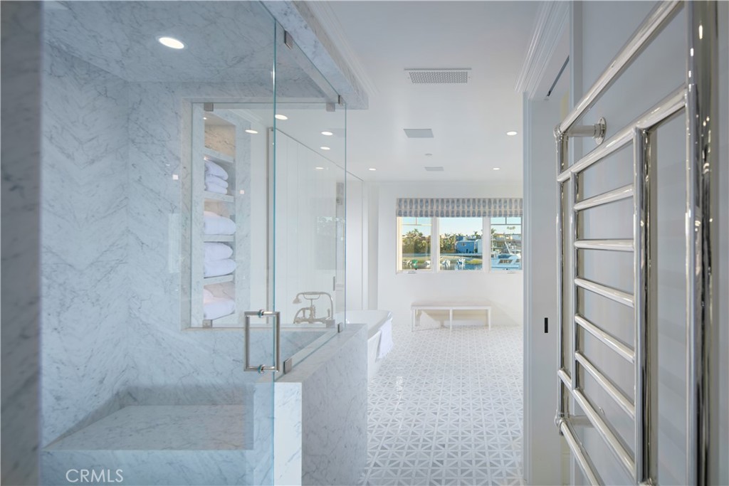 14 Beacon Bay