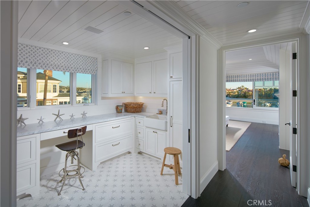 14 Beacon Bay