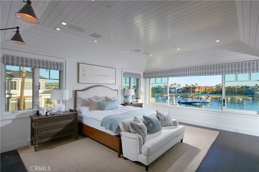 14 Beacon Bay