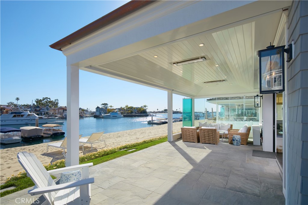 14 Beacon Bay