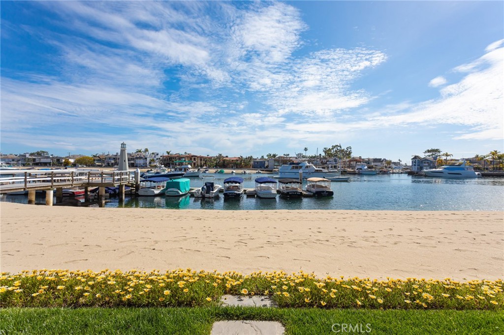 14 Beacon Bay