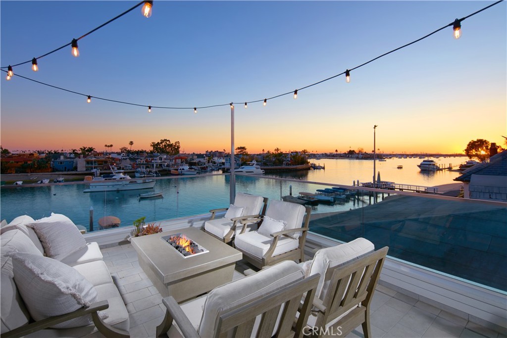 14 Beacon Bay