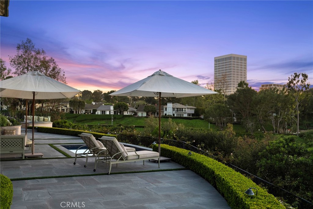 1 Cypress Point Lane