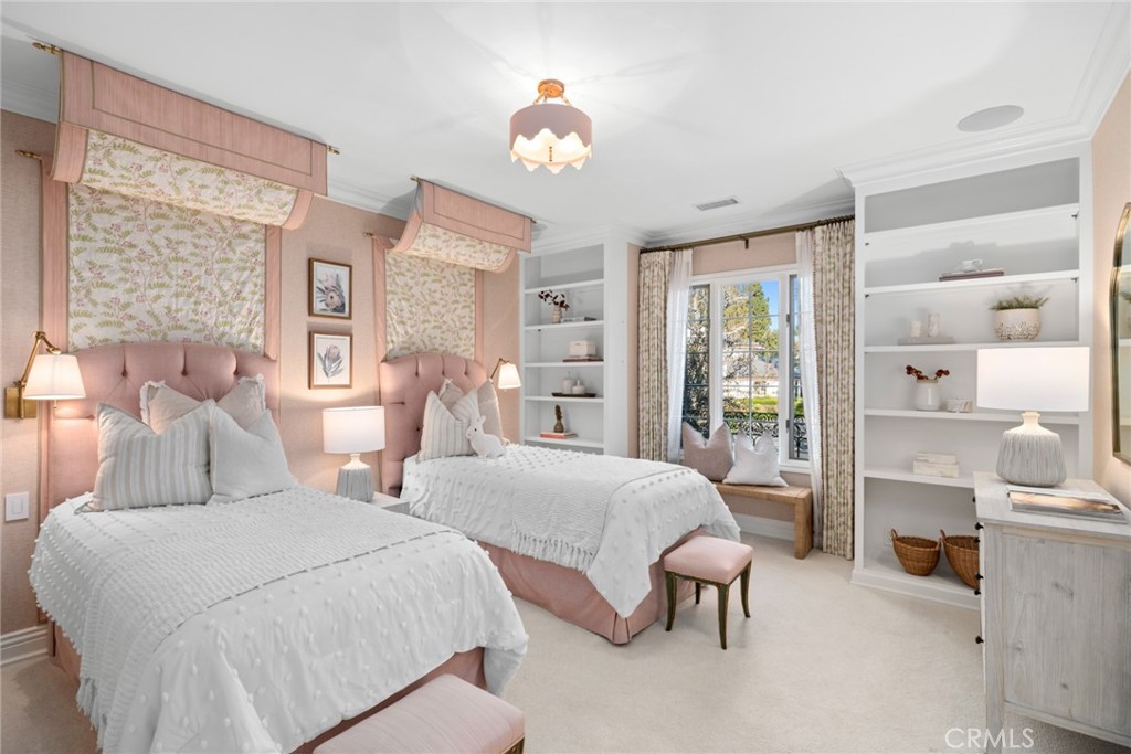 1 Cypress Point Lane