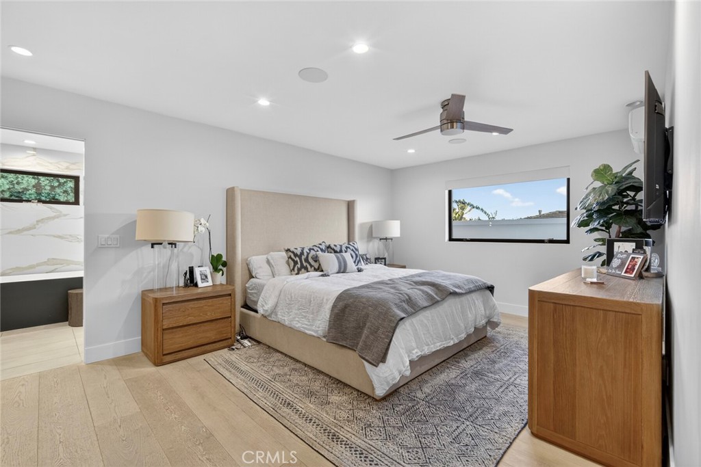 17 Monarch Bay
