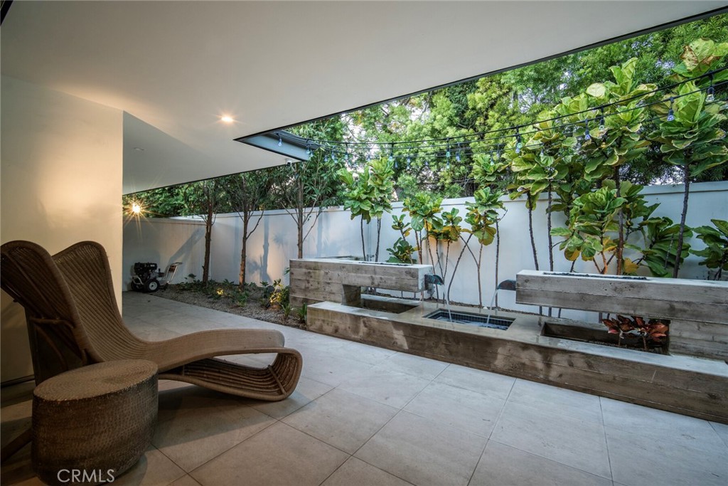 17 Monarch Bay
