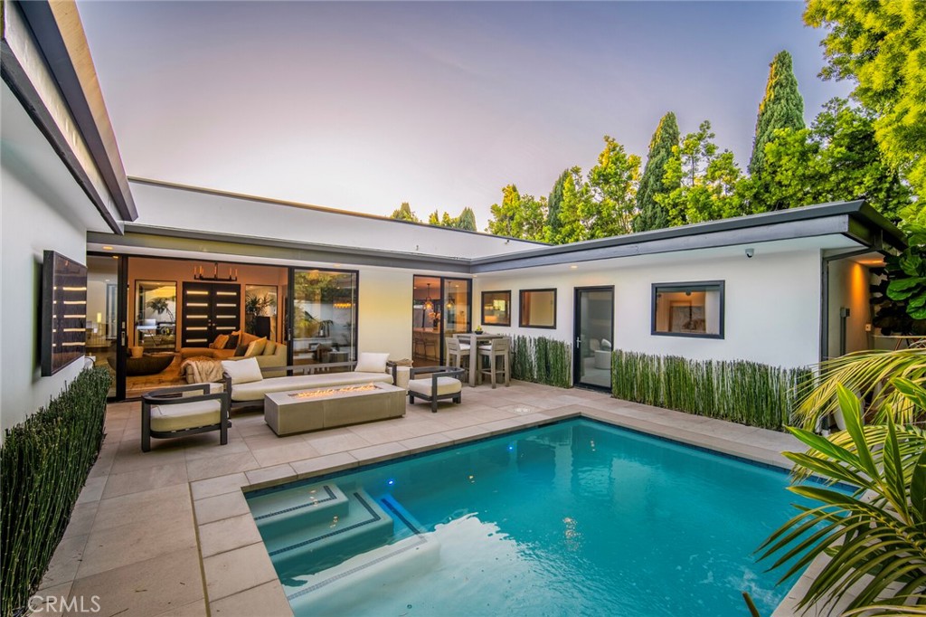 17 Monarch Bay