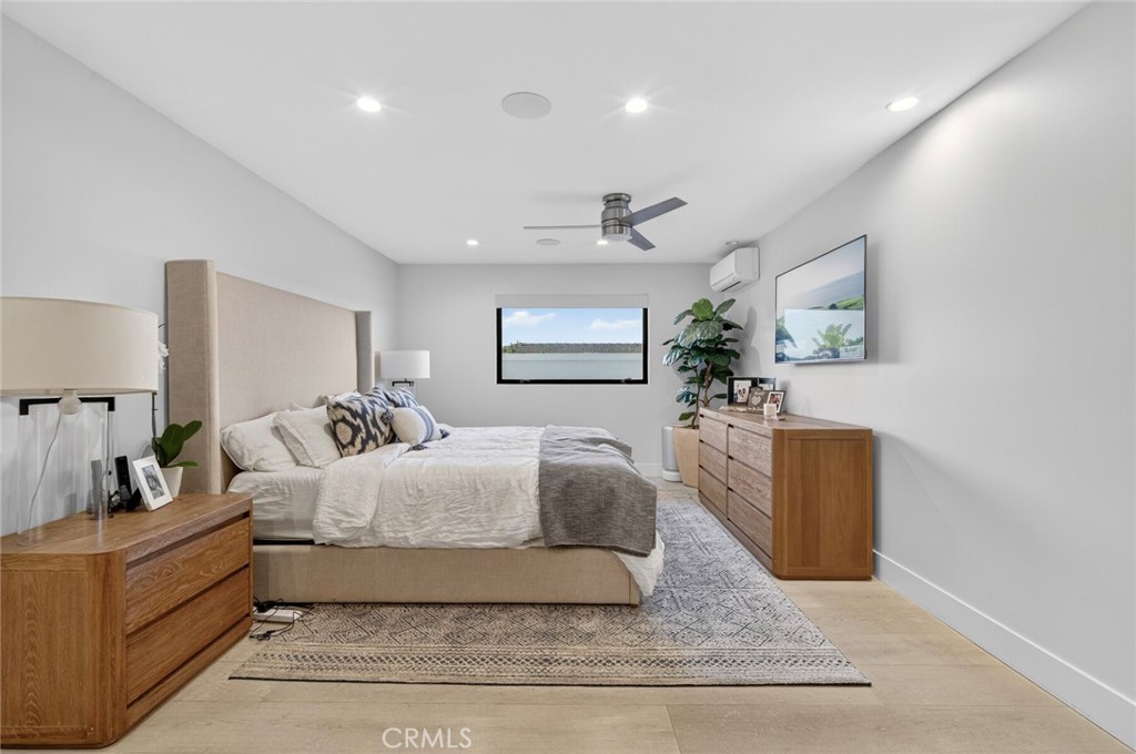 17 Monarch Bay